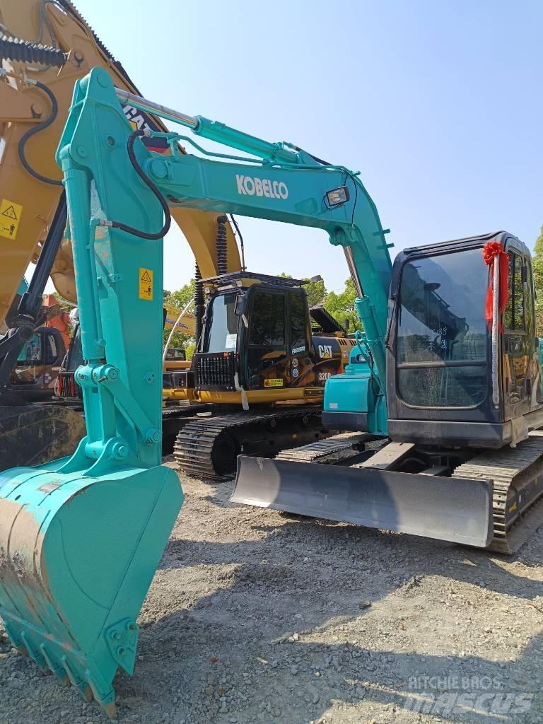 Kobelco SK 75 Midi bagri 7t – 12t