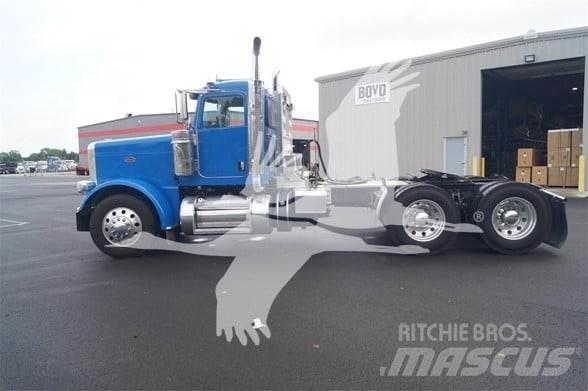 Peterbilt 389 Vlačilci