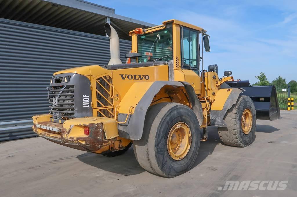 Volvo L110F Kolesni nakladalci