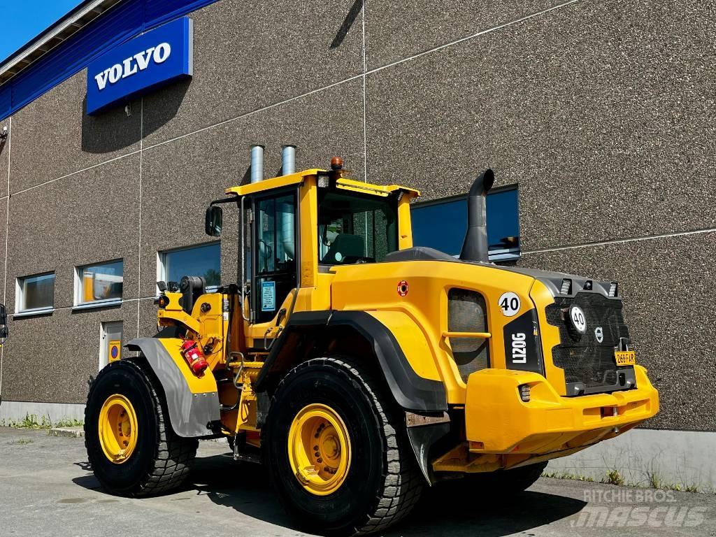 Volvo L 120 G Kolesni nakladalci