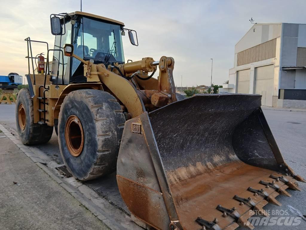 CAT 966 G series II Kolesni nakladalci