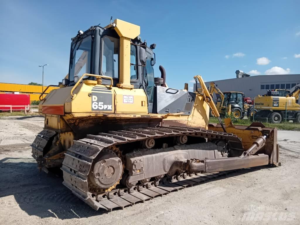 Komatsu D 65 PX-15 Buldožerji goseničarji