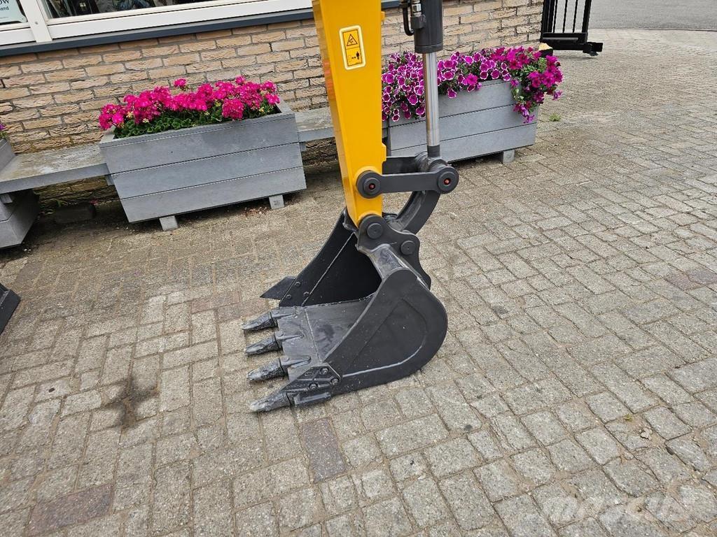 XCMG XE27U Mini bagri <7t