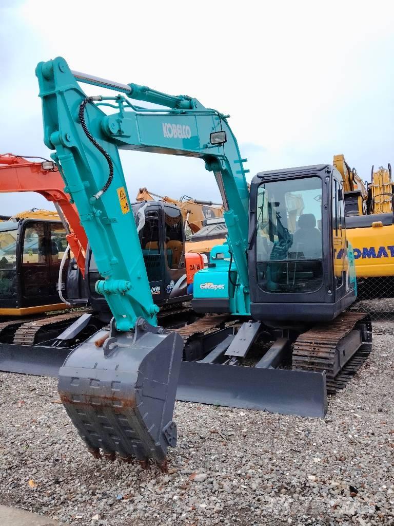 Kobelco SK75 Midi bagri 7t – 12t