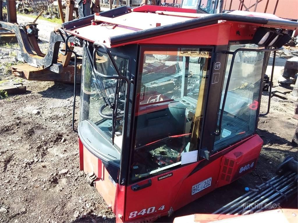 Komatsu 840.4 Kabine in notranjost