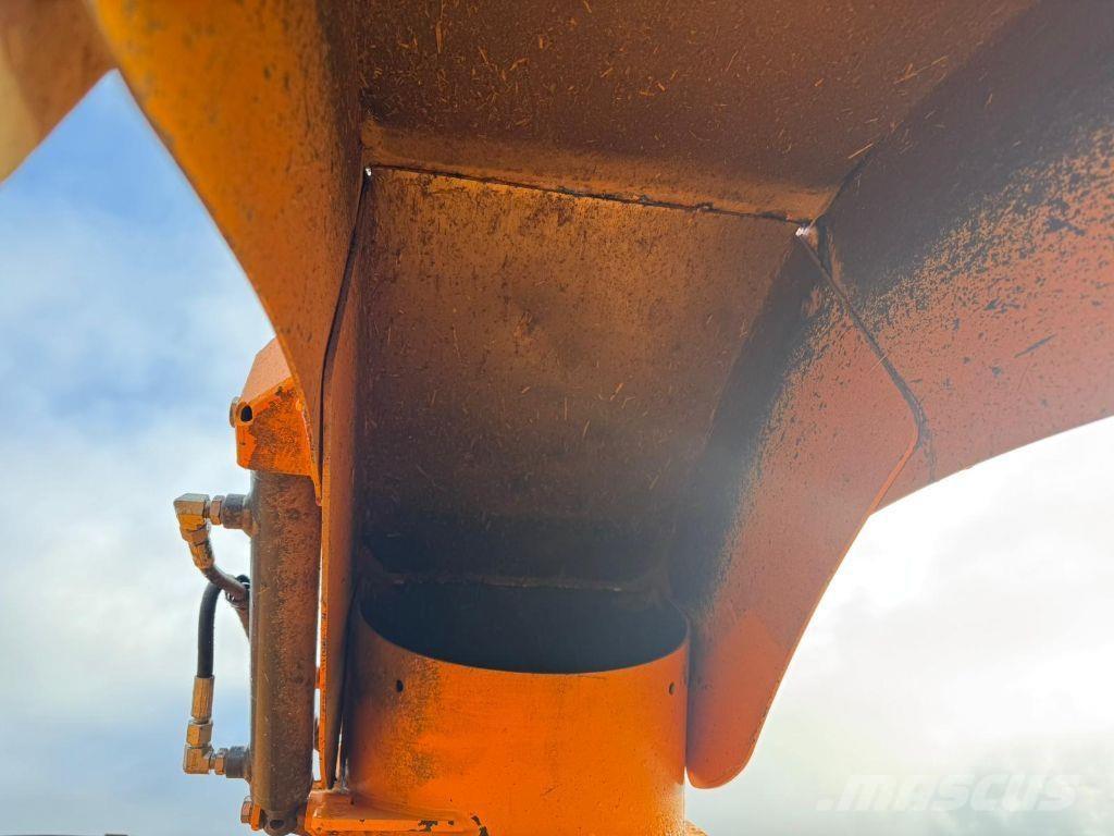 Lucas Castor+ 30R Rezač za bale, oprema za rezanje in odvijanje bal