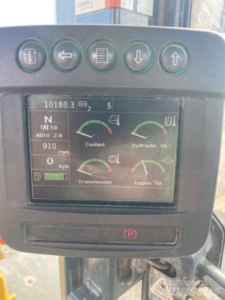 DEERE 444K Kolesni nakladalci