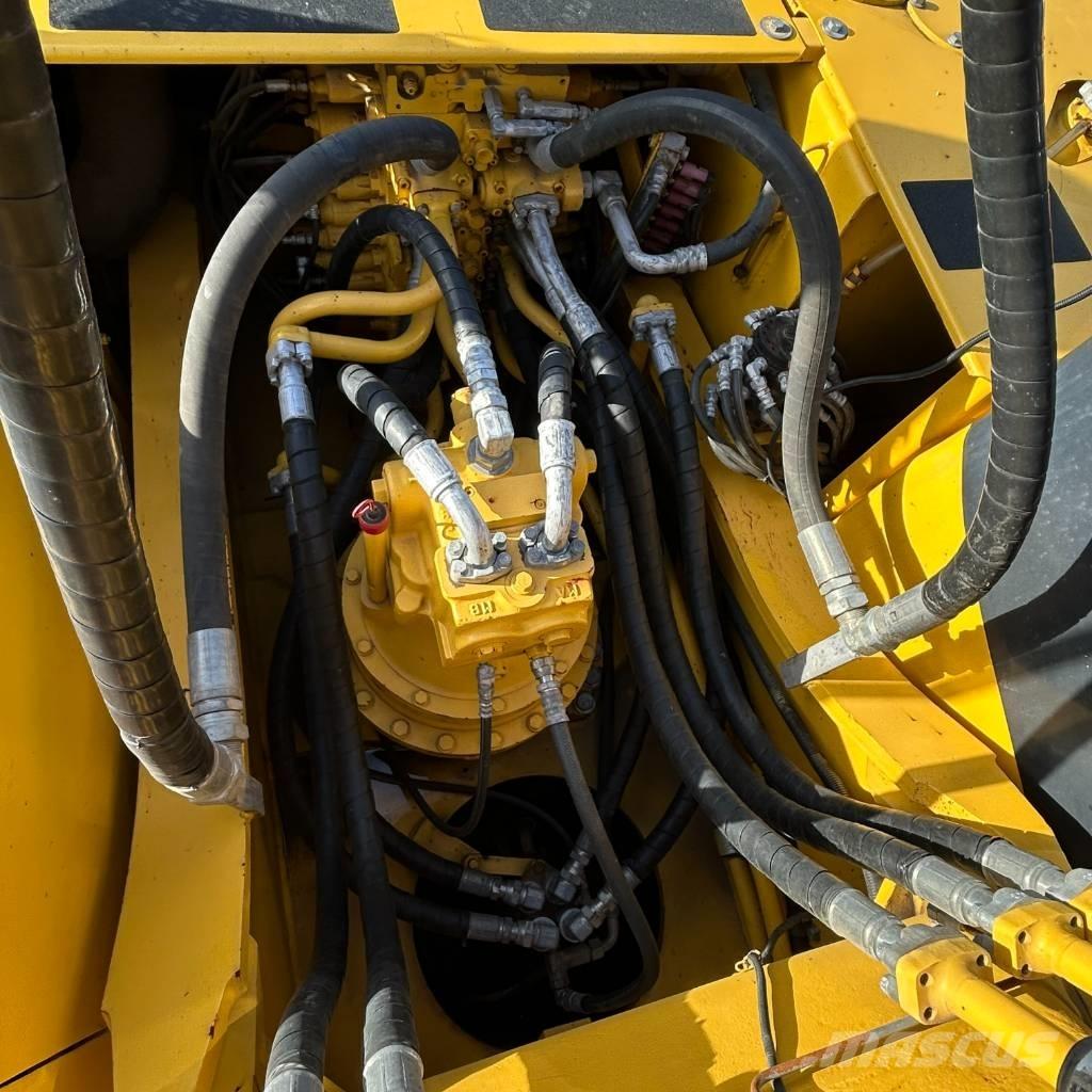Komatsu 350-7 Bagri goseničarji