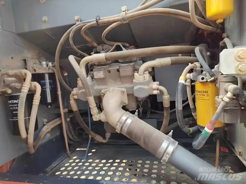 Hitachi ZX 200 Bagri goseničarji