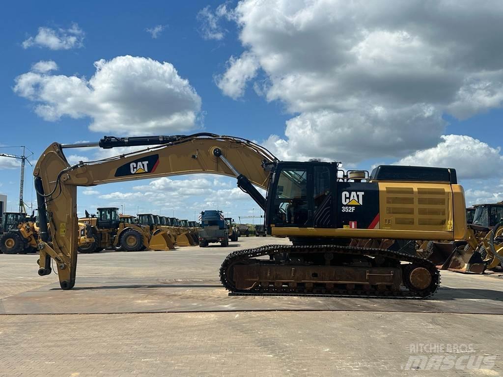 CAT 352F Bagri goseničarji