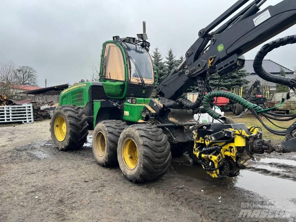 John Deere 1170 E Harvesterji