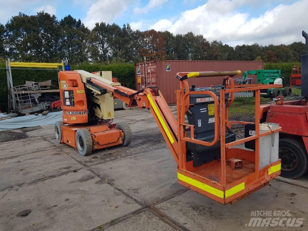 JLG E300 AJP Zglobne dvižne ploščadi