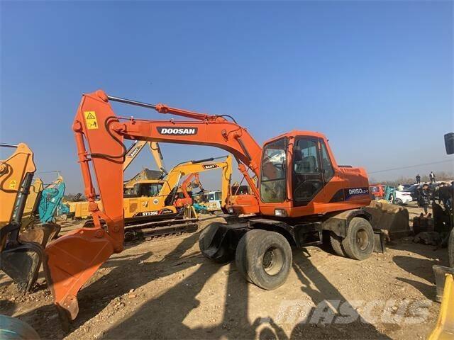 Doosan DH150 Bagri goseničarji