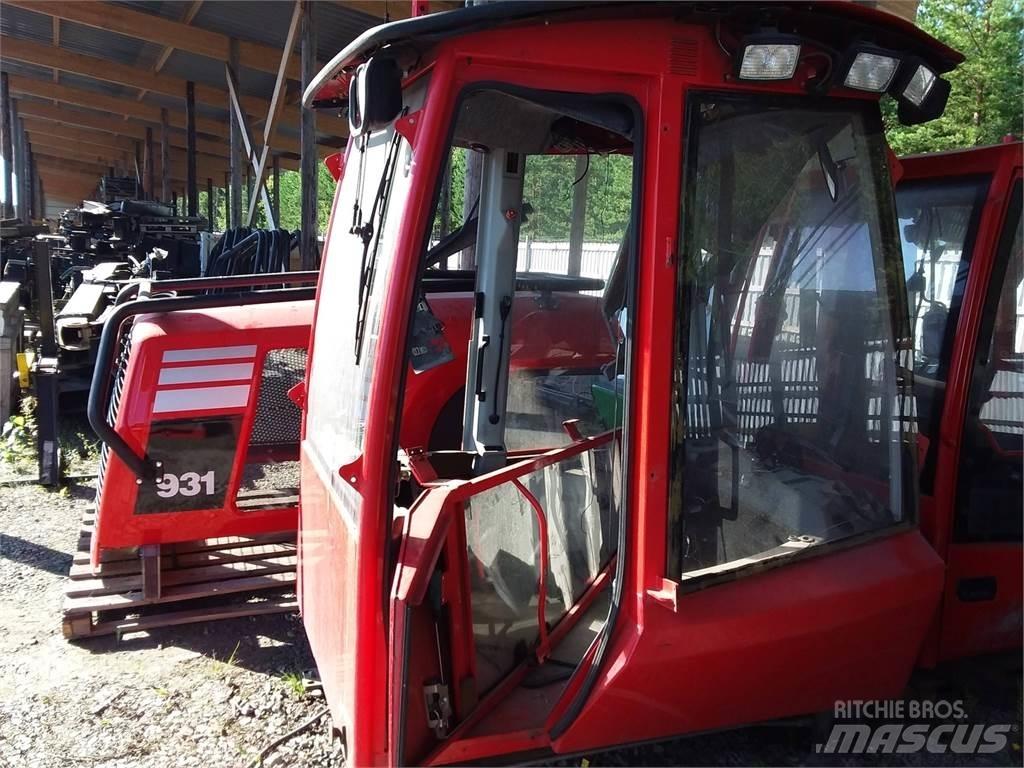 Komatsu 875 Kabine in notranjost