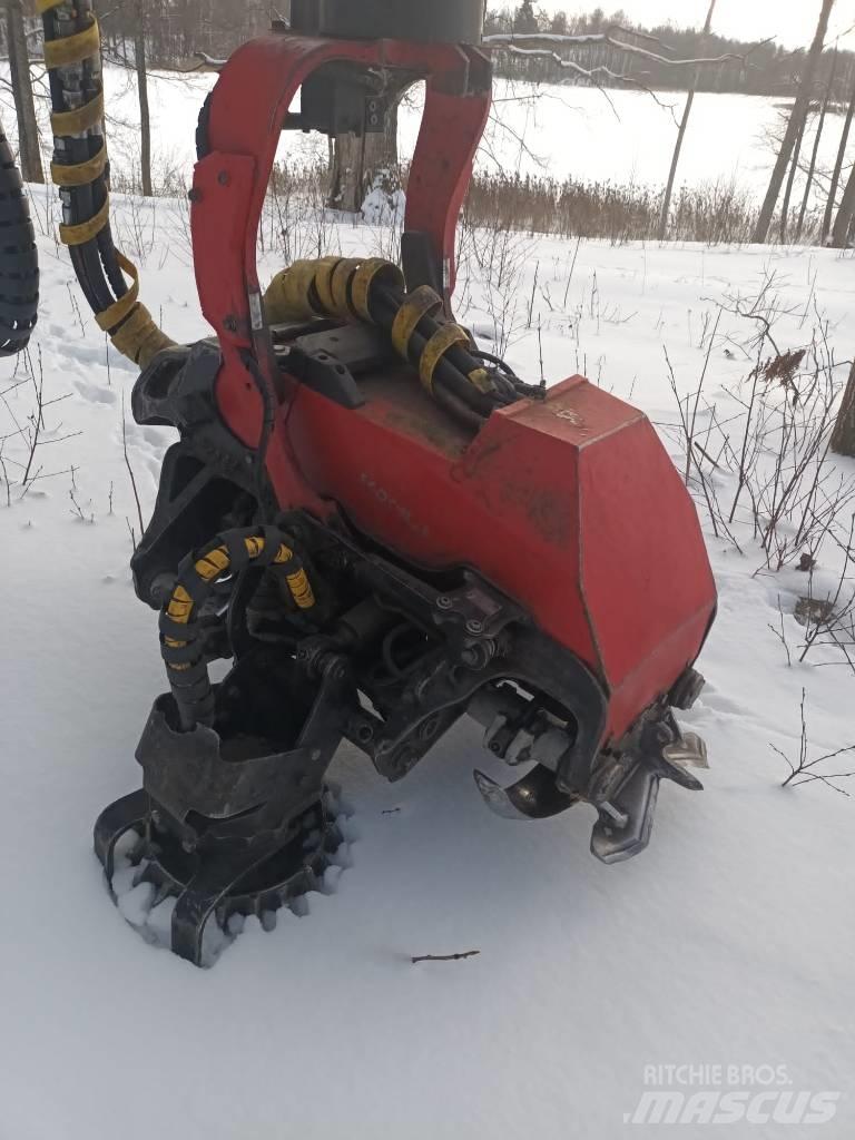 Komatsu 911CX-6 Harvesterji