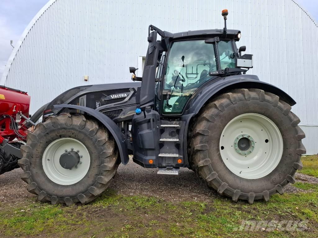 Valtra Q 305 Traktorji