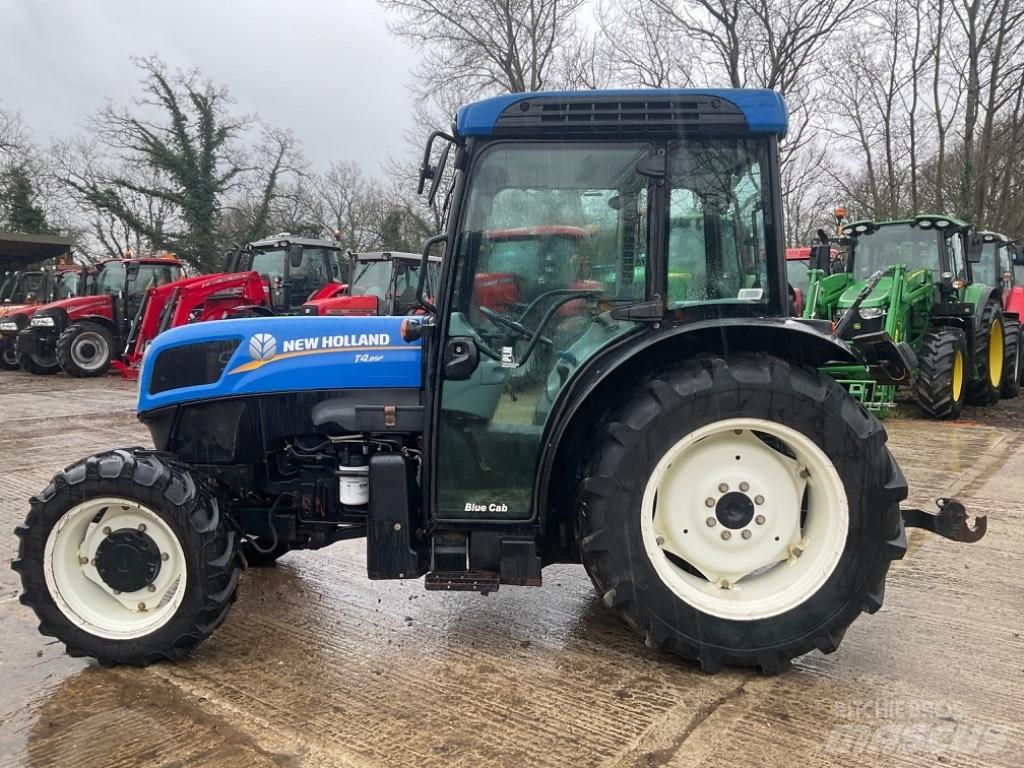 New Holland T 4.85 Traktorji