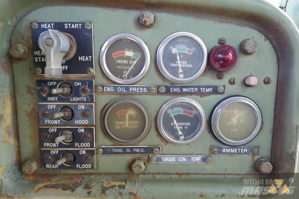 CAT D7F Ex-army Buldožerji goseničarji