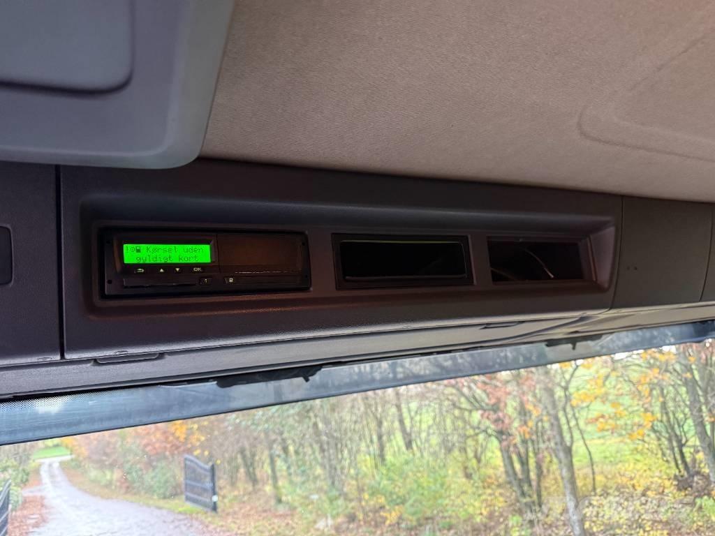 Scania P450 8x2/4 Razstavljivi tovornjaki z žičnimi dvigali