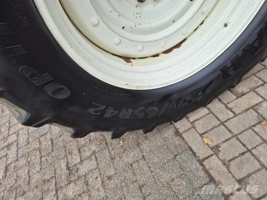 New Holland T 7040 Traktorji