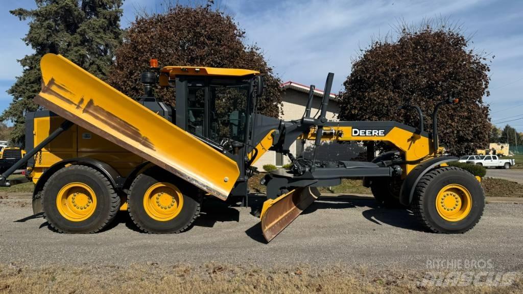John Deere 872 GP Grederji