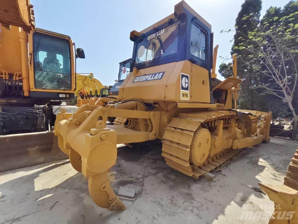 CAT D 7 G Grederji