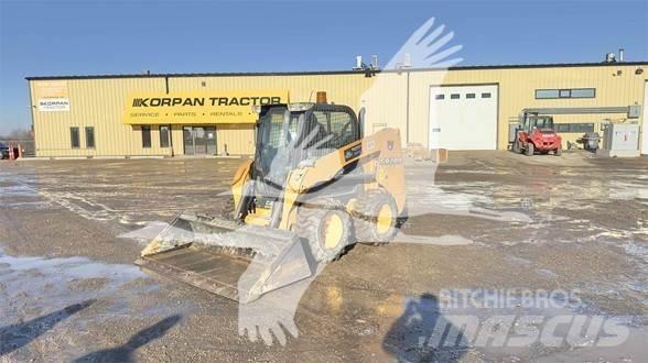 CASE SR200 Skid steer mini nakladalci