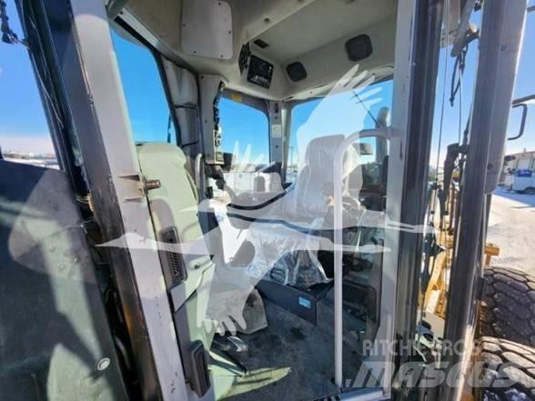 CAT 140M Grederji