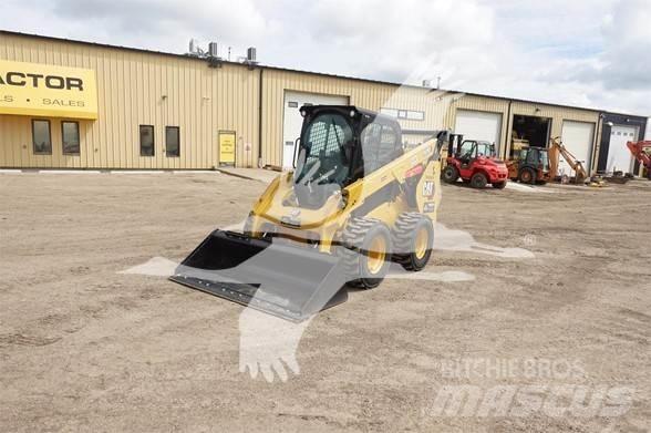 CAT 262D3 Skid steer mini nakladalci