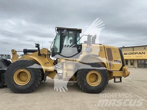 CAT 966M Kolesni nakladalci
