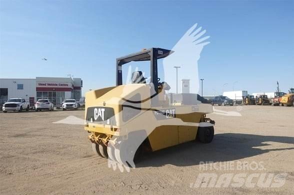 CAT PS-150C Kolesni valjarji s pnevmatikami