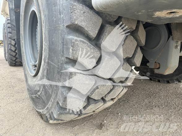 Terex TA400 Zglobni demperji