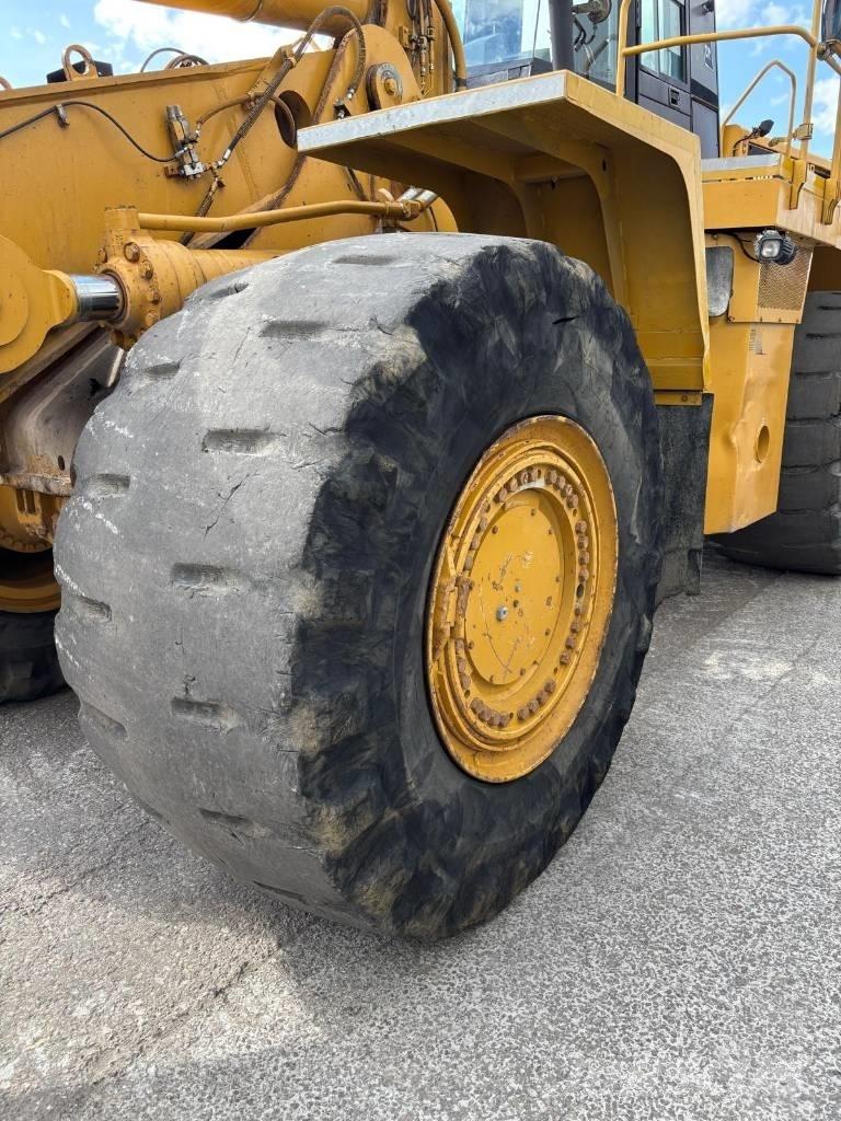 CAT 988 H Kolesni nakladalci