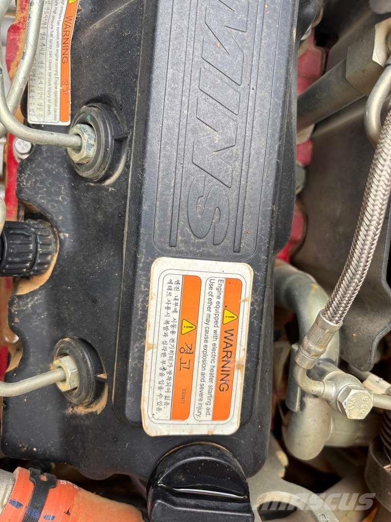 Hyundai HC130ALCR Posebni bagri