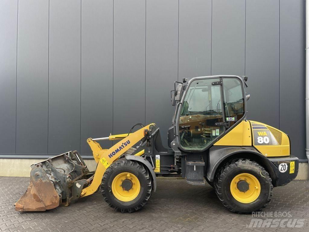 Komatsu WA80-6 Kolesni nakladalci