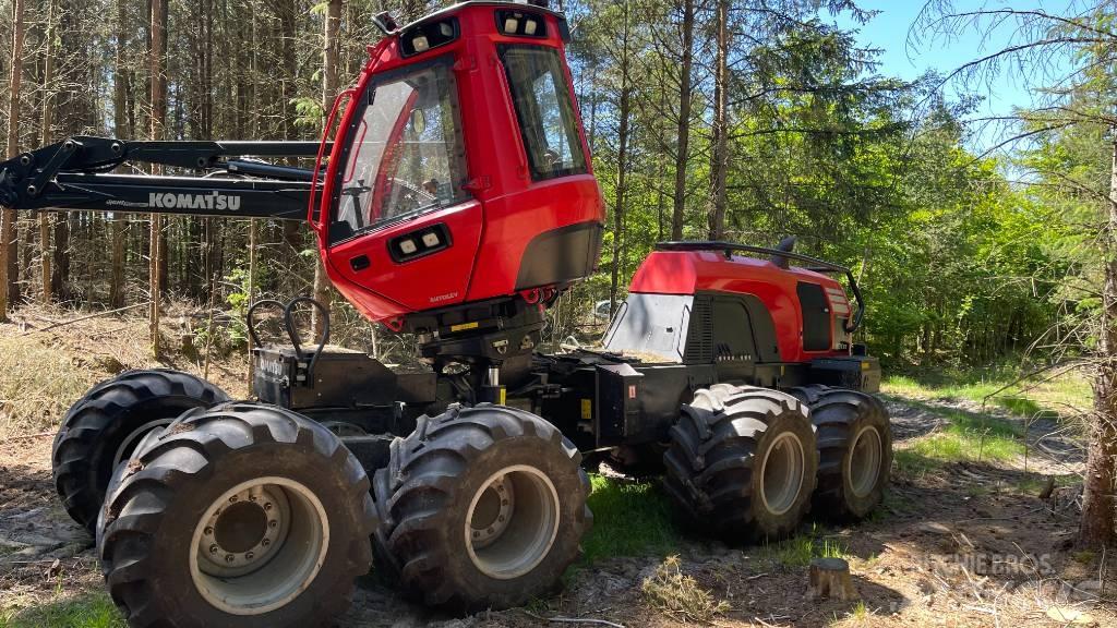 Komatsu 931 XC Harvesterji