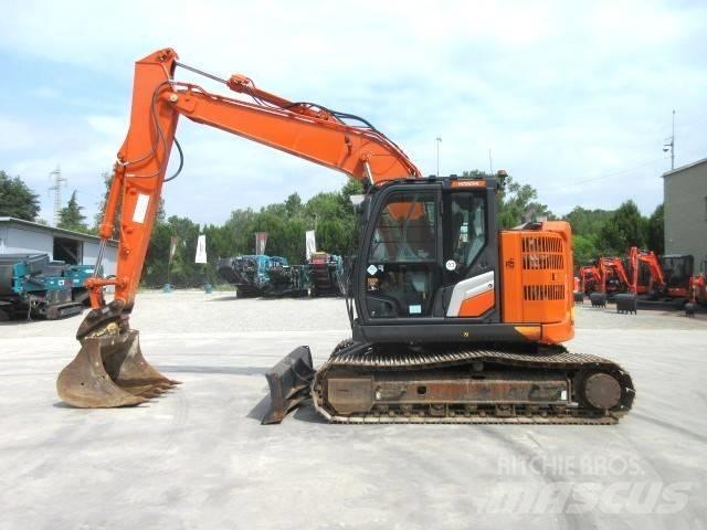 Hitachi ZX 135 US-7 Bagri goseničarji