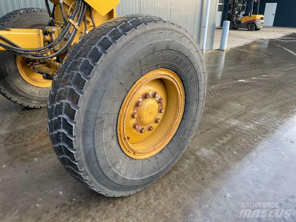 CAT 160M (140) Grederji