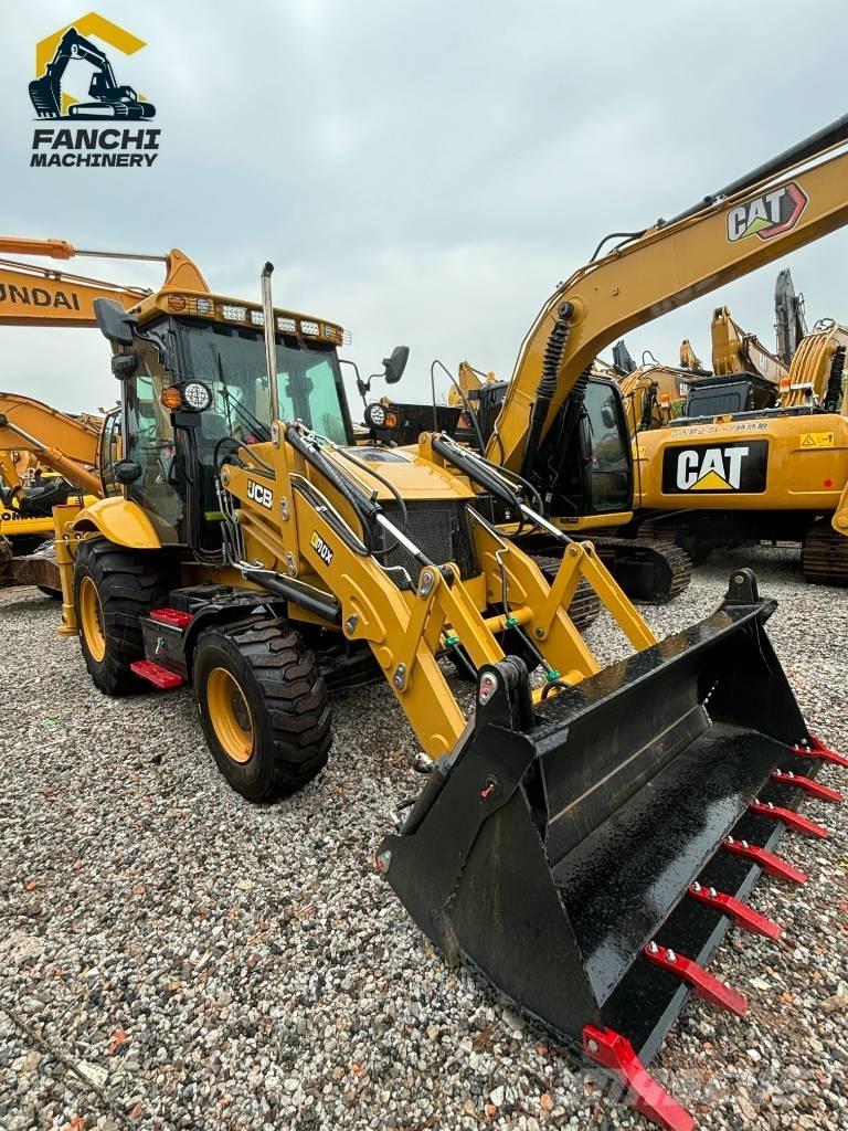 JCB 3 CX Kolesni nakladalci