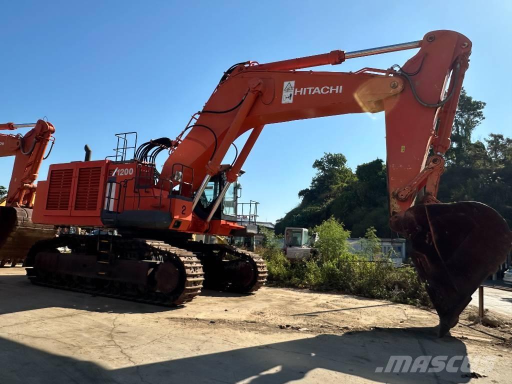 Hitachi EX 1200 Bagri goseničarji
