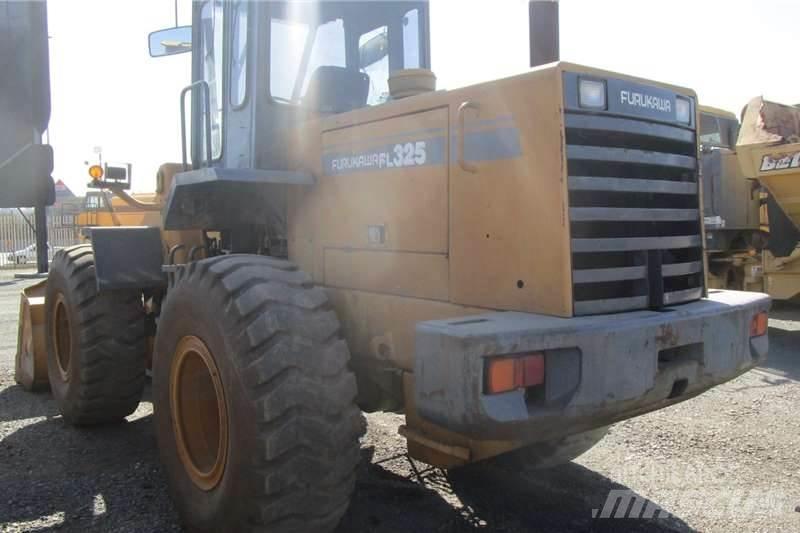 Furukawa FL325-I Kolesni nakladalci
