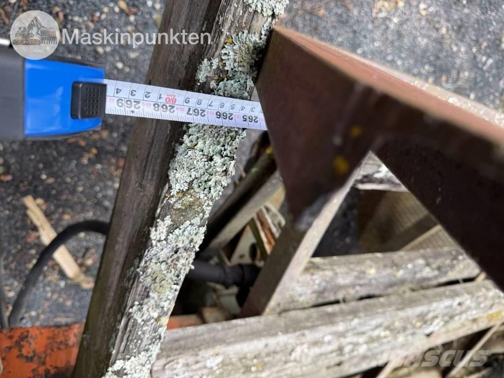  Traktorvagn med kran Druge prikolice