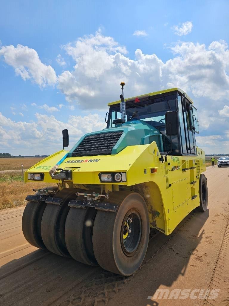 Ammann ART 240 Kolesni valjarji s pnevmatikami