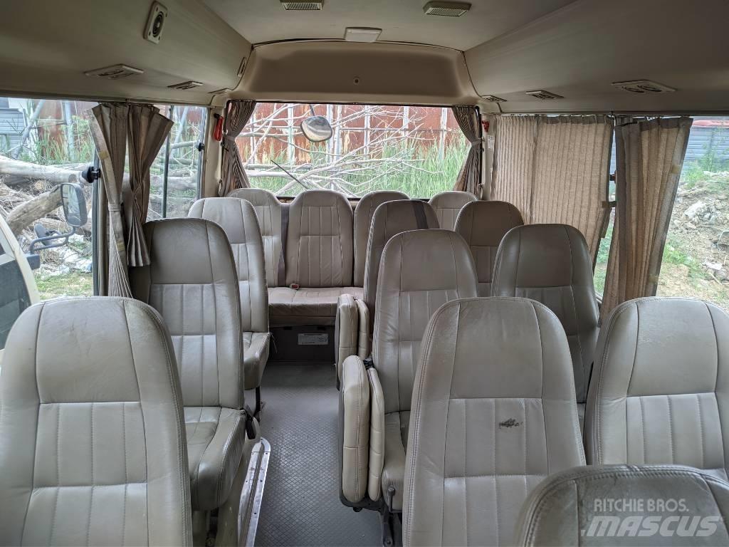 Toyota Coaster Medkrajevni avtobusi