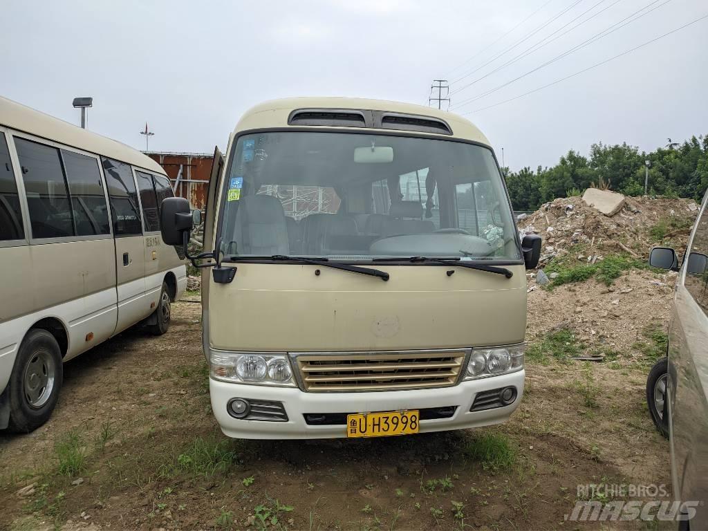 Toyota Coaster Medkrajevni avtobusi