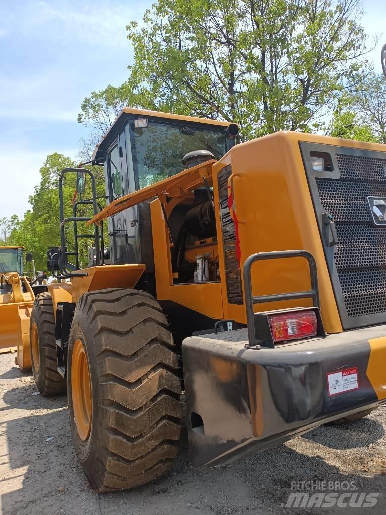 XCMG ZL50GN Kolesni nakladalci