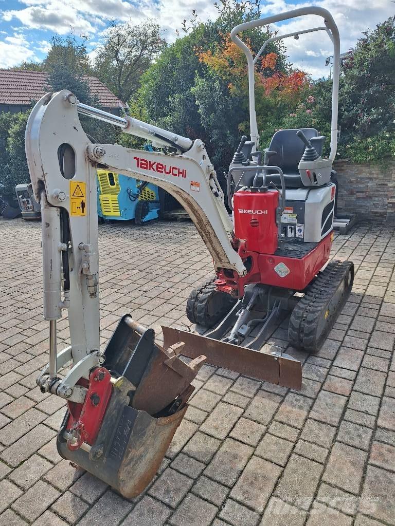Takeuchi TB 210 R Mini bagri <7t