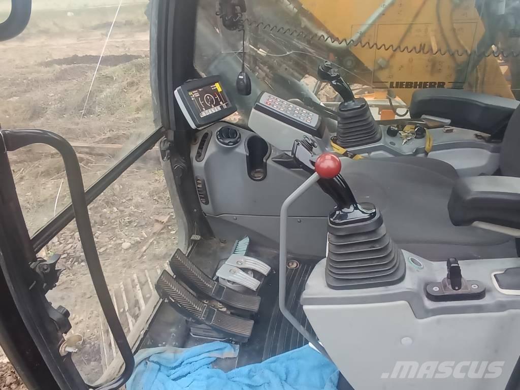 Liebherr R 918 NLC Bagri goseničarji