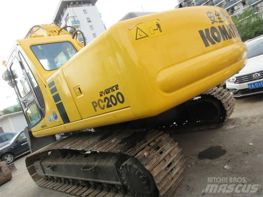 Komatsu PC 200-6 Bagri goseničarji