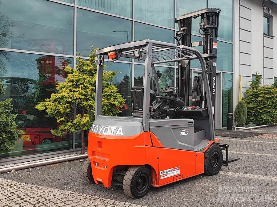 Toyota 8FBMT25 Električni viličarji